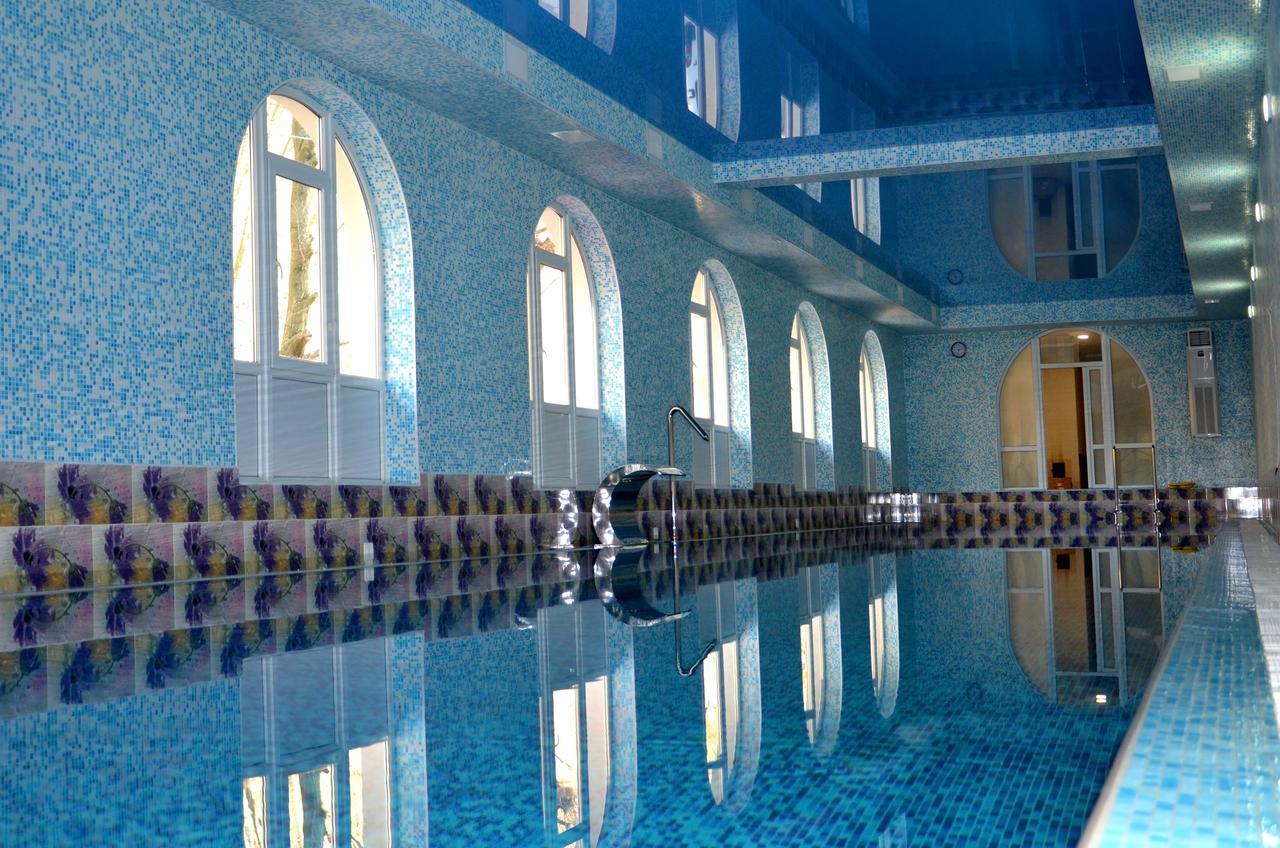 Hotel Perlyna Podillyа Satanov Exteriér fotografie
