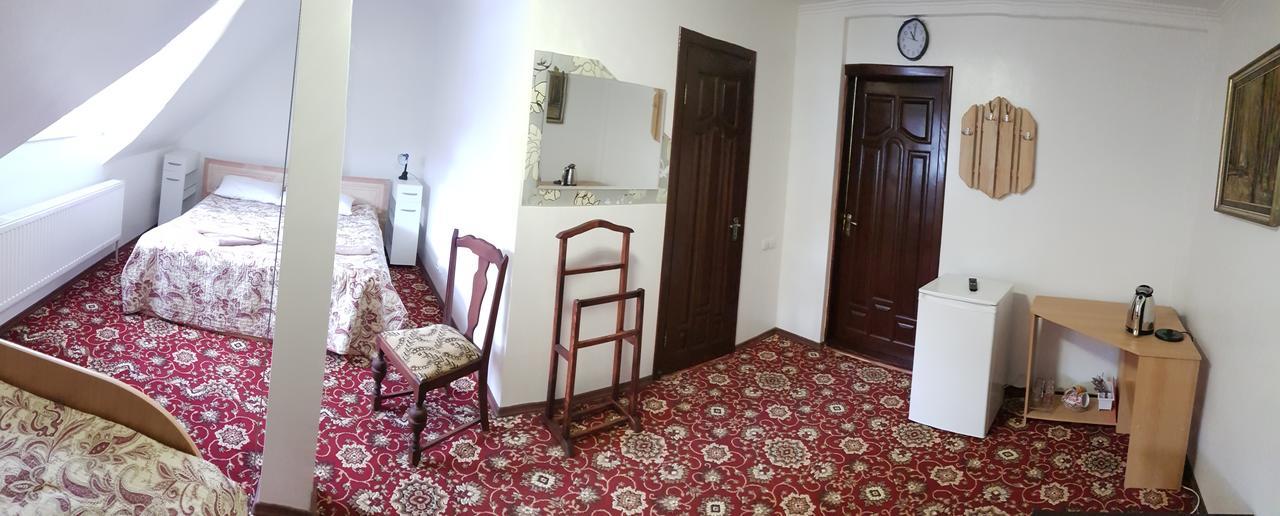 Hotel Perlyna Podillyа Satanov Exteriér fotografie