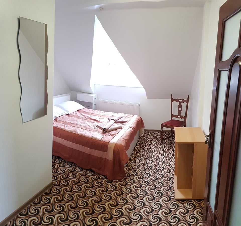 Hotel Perlyna Podillyа Satanov Exteriér fotografie