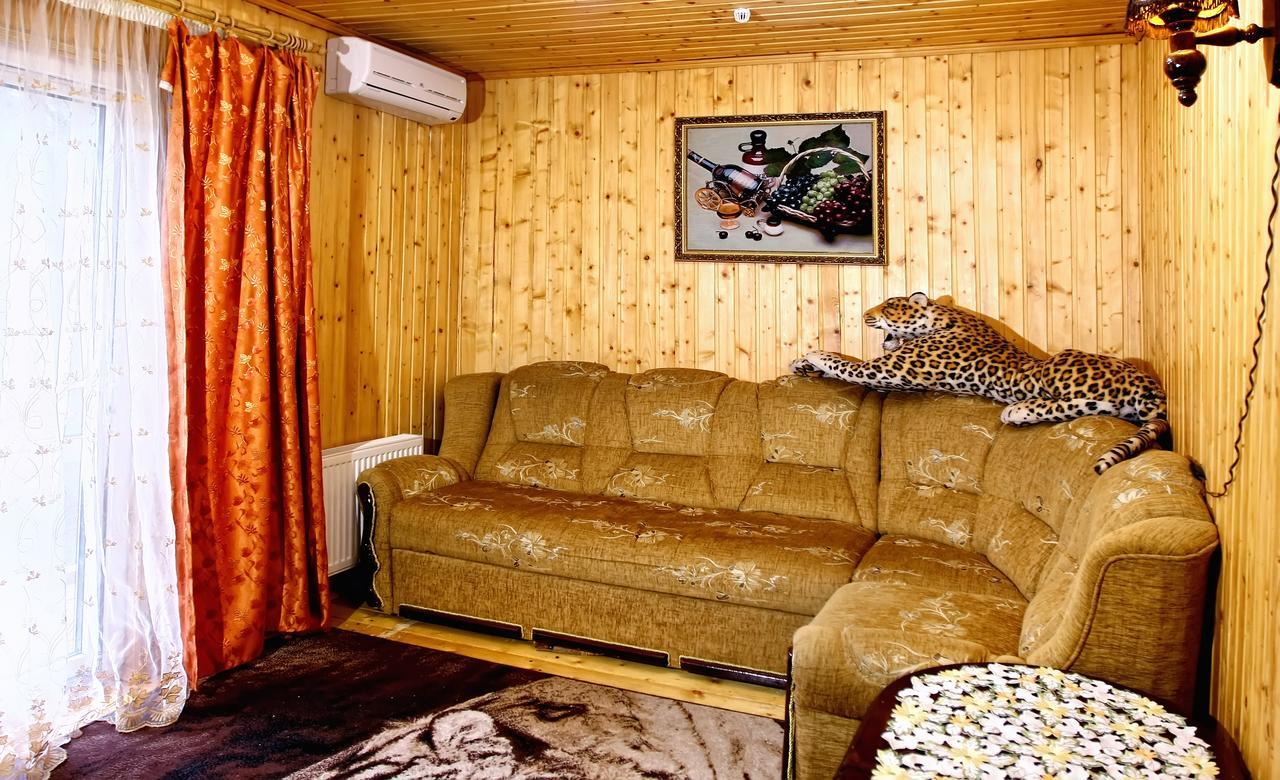 Hotel Perlyna Podillyа Satanov Exteriér fotografie